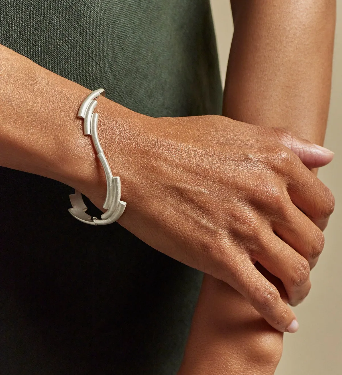 Brazalete plata Flux