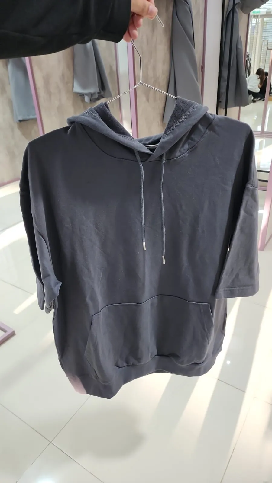 Remera con Capucha