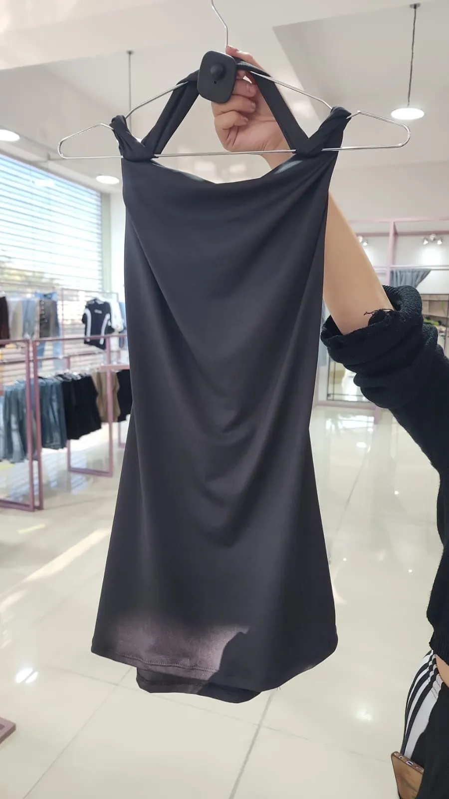 Vestido Escote Caido